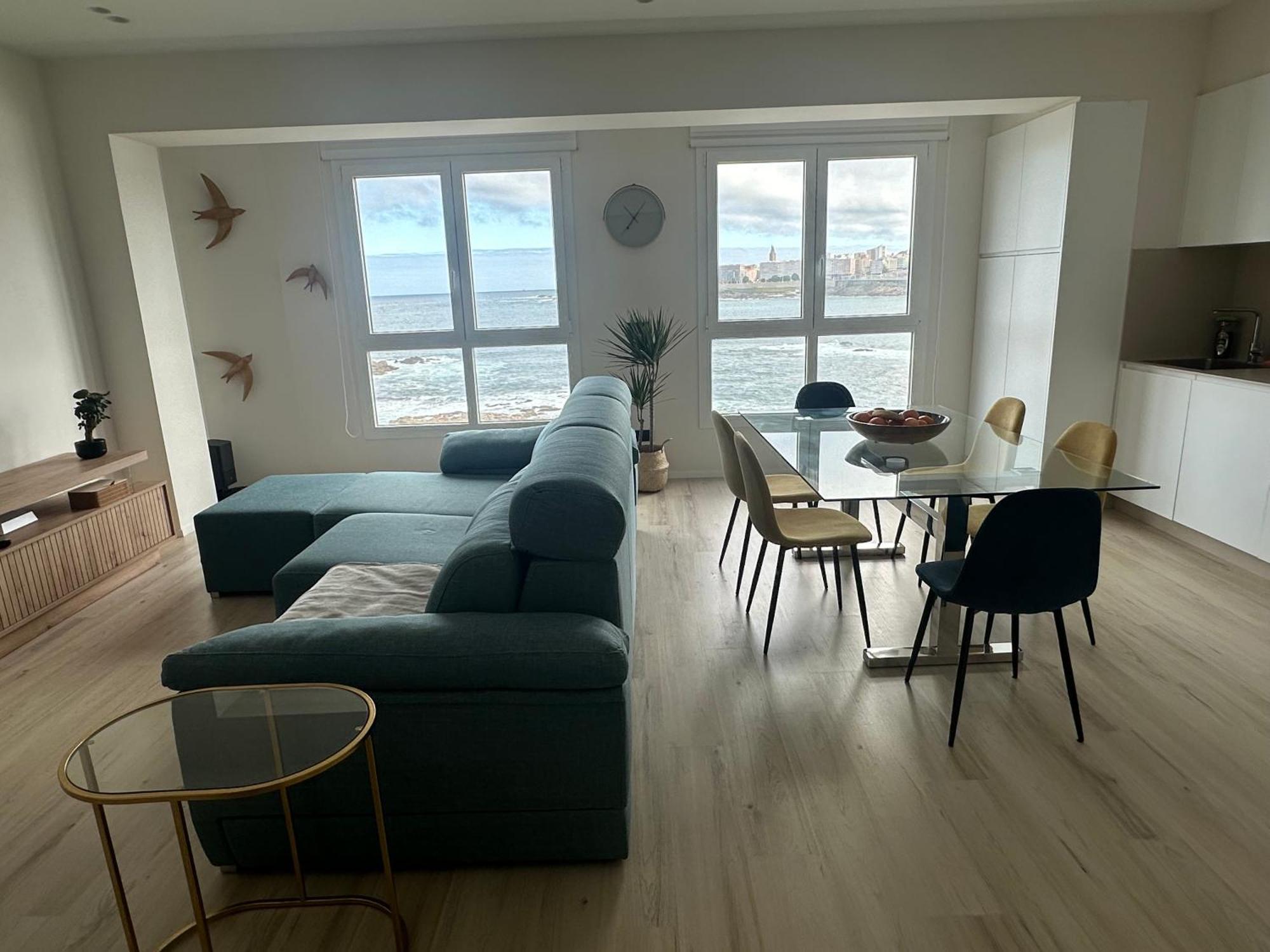 Piso Con Vistas A La Playa De Riazor Apartment A Coruna Exterior photo